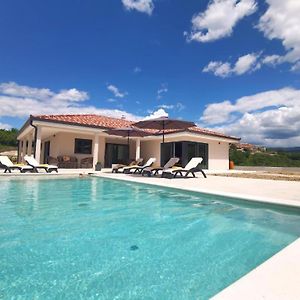 Luxury Villa With A Swimming Pool Hum, Central Istria - Sredisnja Istra - 18867 Exterior photo