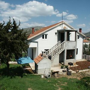 Apartments With A Parking Space Marina, Trogir - 2028 Exterior photo