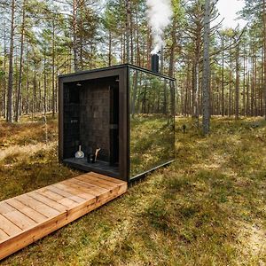 Ood Hotels Rooslepa - Room#1-Alskar -With Sauna Exterior photo