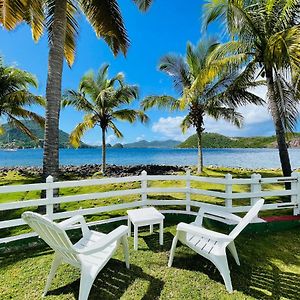 Blue Lagoon, Cottage Les Pieds Dans L Eau 豪特尔 Exterior photo