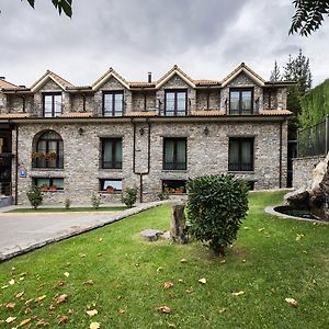 维吉尼亚别墅酒店 Sabiñánigo Exterior photo