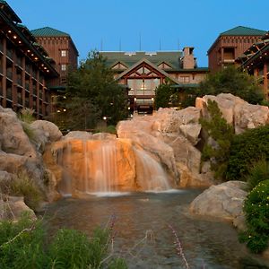 Disney'S Wilderness Lodge 博伟湖 Exterior photo