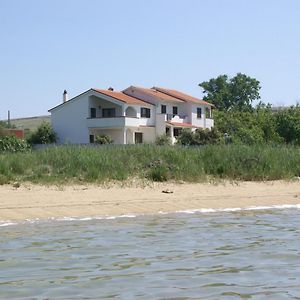 Family Friendly Seaside Apartments Povljana, Pag - 230 Exterior photo