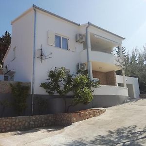 Apartments With A Parking Space Starigrad, Paklenica - 12939 斯塔利格拉德-帕克利尼卡 Exterior photo