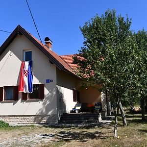 Holiday Home Matan Saborsko Exterior photo