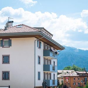 Casa Rododendro - Cavalese Dolomites公寓 Exterior photo