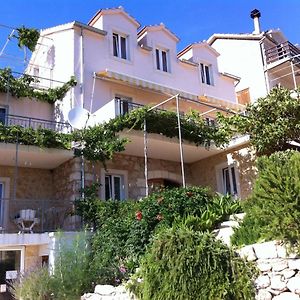 Apartments With A Parking Space Ivan Dolac, Hvar - 15483 耶尔萨 Exterior photo