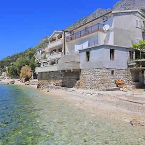 Apartments By The Sea Brist, Makarska - 15465 Exterior photo