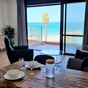 Port City Haifa - Beach Front Luxury Apartment Exterior photo