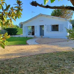 A 30 Min De L'Ile Aux Mimosa Maison Vendeenne Avec Jardin Sallertaine Exterior photo