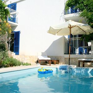 Family Friendly Apartments With A Swimming Pool Kaprije - 17692 Exterior photo