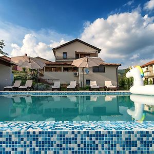 Family Friendly Apartments With A Swimming Pool Roc, Central Istria - Sredisnja Istra - 17942 Exterior photo