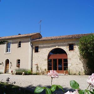 Saint-Pierre-d'AurillacChateau Le Livey住宿加早餐旅馆 Exterior photo