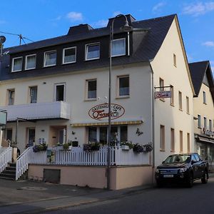 AntweilerGaestehaus - Cafe Frank住宿加早餐旅馆 Exterior photo