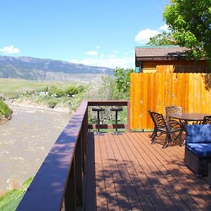 Yellowstone Treasure Guesthouses On The River 加德纳 Exterior photo