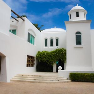 Villa Santorini Uaymitun Exterior photo