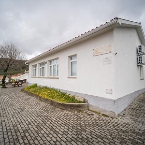 Casa Rural "A Escola" - Meas, 潘皮略萨迪塞拉 Exterior photo