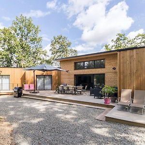 Grande Maison En Bois Avec Parc, Terrasse, Jeux Et Equipements Modernes Entre Nantes Et Pornic - Fr-1-306-1051 波特圣皮里 Exterior photo