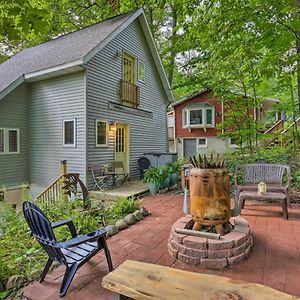 Quaint Plymouth Cabin - 1 Mi To Road America! Exterior photo