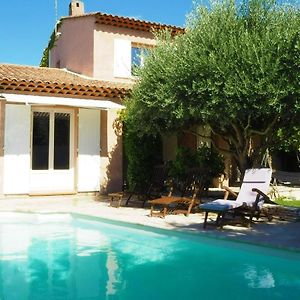 Lovely Holiday Home With Private Pool At The Luberon Park, 佩尔蒂 Exterior photo