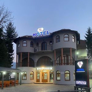 Hotel5E 普拉夫 Exterior photo