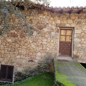 Torreon En El Valle Del Tietar. Tunkashila Casavieja Exterior photo