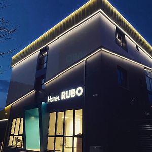 Rubo Hotel 苏曼 Exterior photo