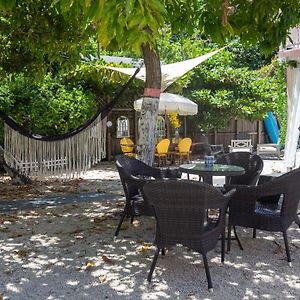 Home Miami - Wynwood Area With Backyard - Art District Near To Beach Exterior photo