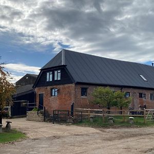 Bluebells Farmstay Michelmersh Exterior photo