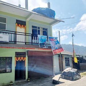 Neoravalley Homestay, Lava Rishop Exterior photo