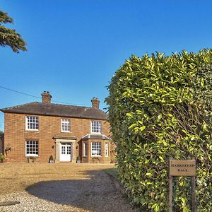 Harkstead Hall By Group Retreats 伊普斯威奇 Exterior photo