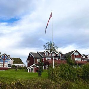 Bjornafjorden Hotell Osøyro Exterior photo