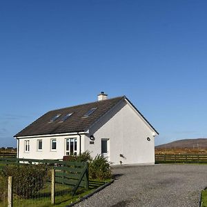 Lochboisdale Cottage Exterior photo
