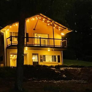 Cozy, Lake Lanier Property With Amazing Views 道森维尔 Exterior photo