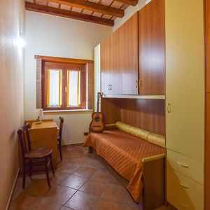 3 Bedroom Amazing Home In Reggio Calabria 帕拉若 Exterior photo