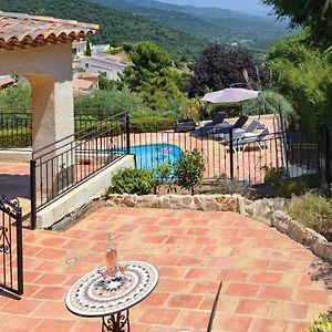 Nice Home In Les Adrets D Lestrel With Kitchen Saint-Jean-de-l'Esterel Exterior photo