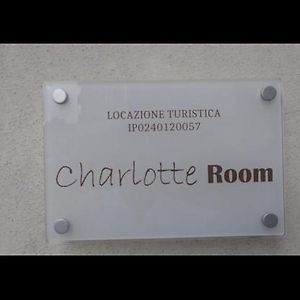 Charlotte Room 巴萨诺－德尔格拉帕 Exterior photo