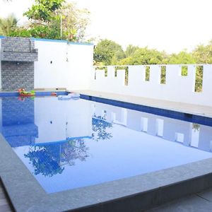 Sun 6Bhk Villa Alibaug 阿里巴格 Exterior photo