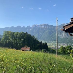 Rustikales Chalet Mitten In Der Natur Flums Exterior photo