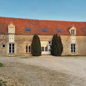 Entrains-sur-NohainLa Charmille Jolie Maison De Campagne 14 Personnes Piscine Calme别墅 Exterior photo