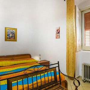 Gorgeous Apartment In Pozzallo With Wifi Exterior photo