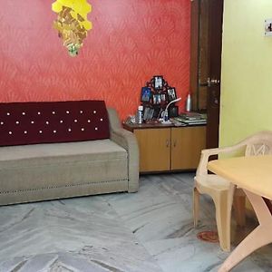 Fully Furnished 2Bhk Apartment Opposite Dakshineshwer Kali Temple 加尔各答 Exterior photo