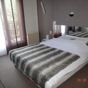 Hotel Bon Accueil 奥约纳科斯 Room photo