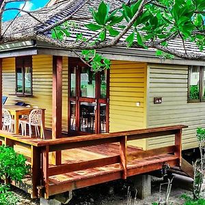 Moorea - The Golden Reef Bungalow Nuku Hiva Temae Exterior photo