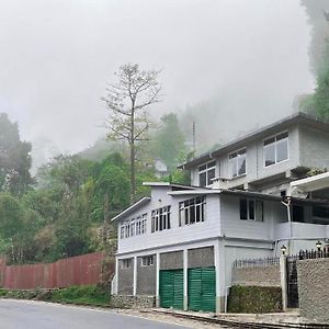 Williams Homestay Kurseong Exterior photo