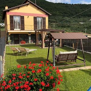 Casa Ginni Con Piscina E Giardino Caravonica Exterior photo