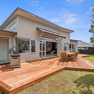 Restful Ruakaka - Ruakaka Holiday Home Exterior photo