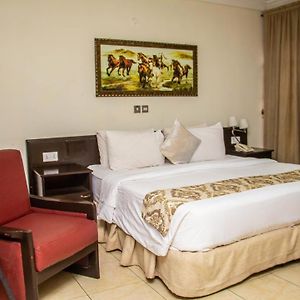Conference Hotel & Suites Ijebu Ijebu Ode Exterior photo