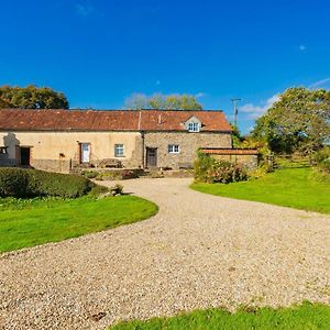 Buckland Brewer Cob Barn 2 Bedrooms Exterior photo