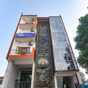 Banthra Sikandarpur Fabexpress Ss Grand酒店 Exterior photo